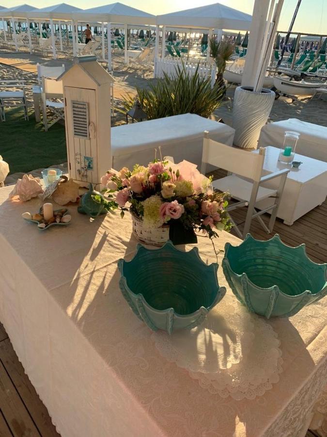 Teresita Wellness Club Daire Viareggio Dış mekan fotoğraf