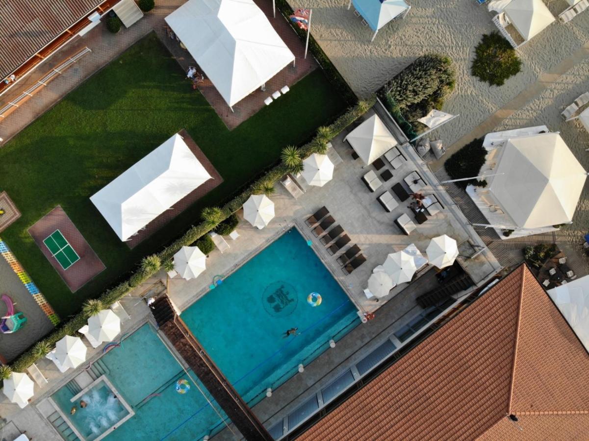 Teresita Wellness Club Daire Viareggio Dış mekan fotoğraf